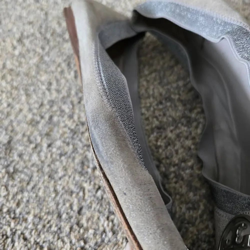 Tory Burch Ballet Flats Women's Size 8.5 M‎ Silver Metallic Leather Slip On